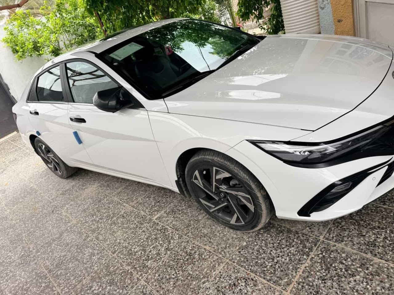 النترا 2024 خليجي رقم اربيل
فول مواصفات 
مكفولة كفالة عامة 
محرك 2000 دوش 
فتحة سقف 
بصمة 
شاشة بلادية 
كامرة خلفية 
حساسات امامي وخلفي بلادي
لايت امامي وخلفي LED
5 ويل كب كروم 
قطعتين تبريد 
ماشية 49 الف km
السعر 185 وبيها مجال 
مكاني كربلاء شارع المخازن ***********
