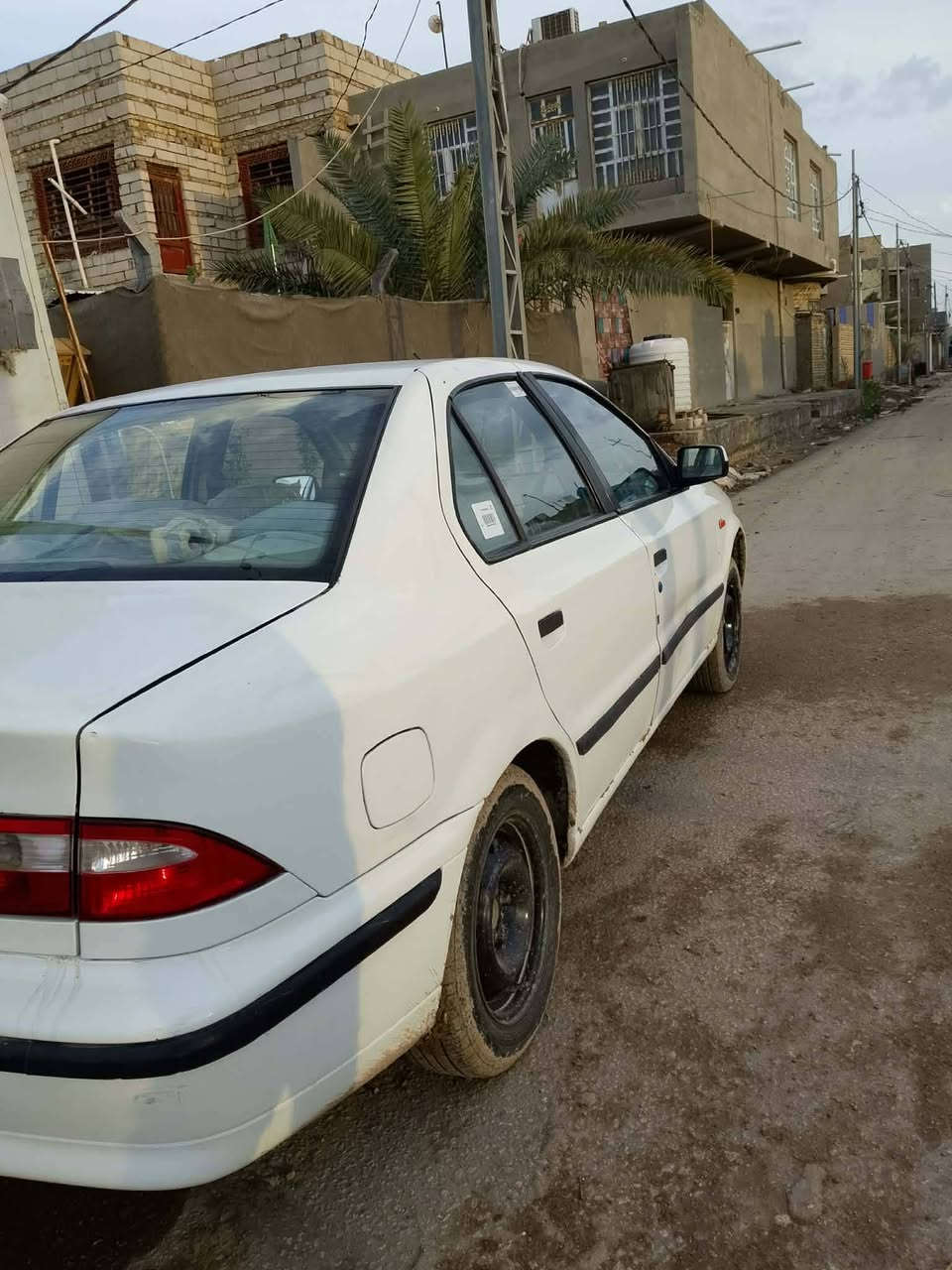 السلام عليكم 

سمند موديل 2011 ناطق محدثه 17  مكينه 2000 فرنسي سياره جاهزه من كلشي حداديه تبريد كهربائيات تخم تايرات جدد 
الضرر فقط جاملغ رش وبنيد مبدل  سعر 37 وبيها مجال قليل  مكان سياره الدوانيه قضاء الشاميه لاتصال ***********
