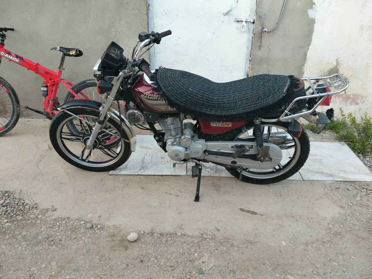 للبيع سافين موديل 19 كهربايت شغاله نكره سلف. وياه ورقه واحده. سعر 375 وبي مجال. متواجد ع فيس


**إذا كنت صاحب هذا الإعلان وتريد حذفه لأي سبب، رجاءا أرسل رسالة إلى الدعم الفني**