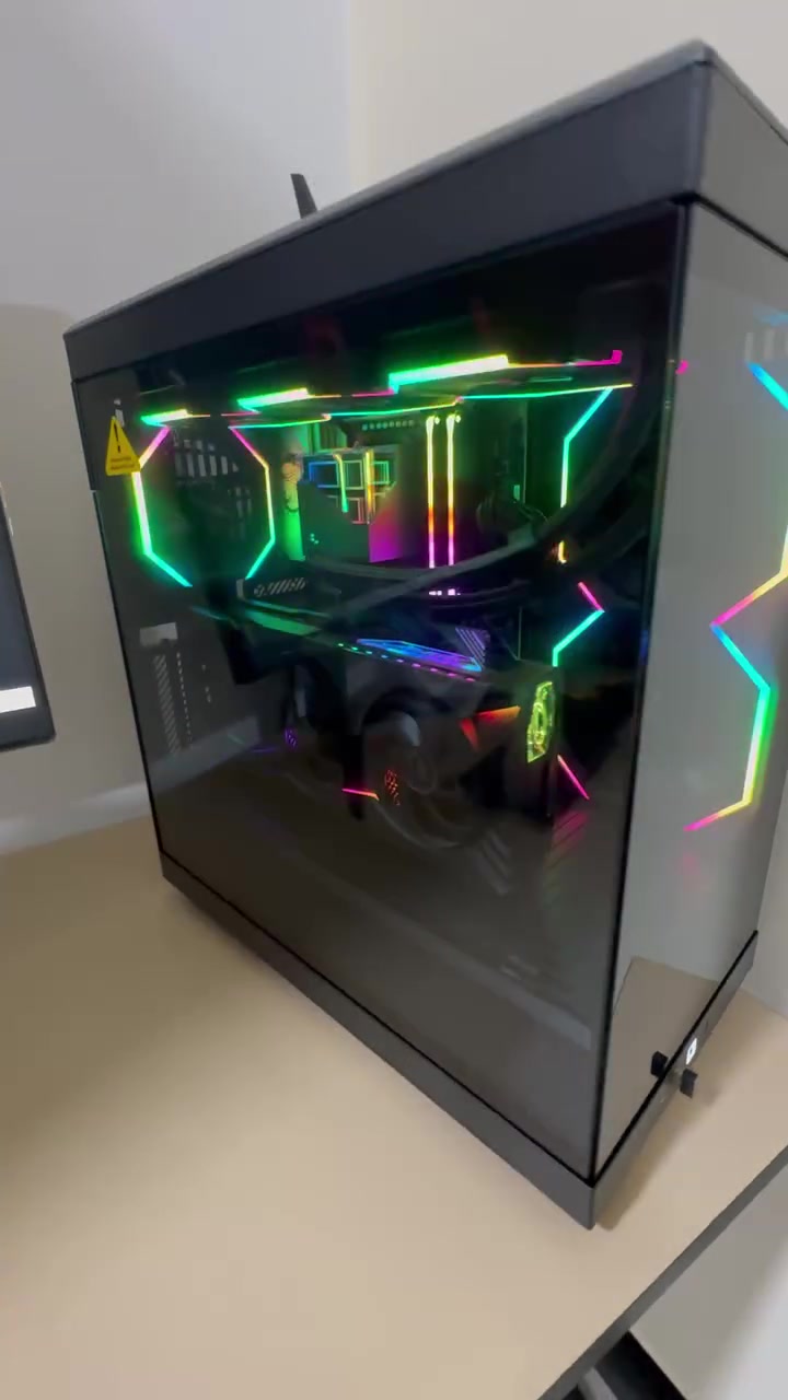 سلام عليكم PC للبيع
المعالج رايزن 5 7600 
كرت الشاشة 5070 msi فانكارد نسخة مميزة وعملاقة
الرامات 16X2 (32G) تردد 6000
المذربورد B850 msi gaming plus wifi
الذاكرة SSD M.2 (2.5T)
مبرد ديب كول مائي LT720 حجم 360

مراوح اسيا هورس عدد 6 مراوح 2 حجم 140 ريفيرس 
و4 حجم 120 اعتياديات و واحدة مخفية من الاسفل 120

باور سبلاي سيكوتف 750W GOLD

الكيس هايتي Y40 

وندوز 11 برو مفعل اصلي 

قطع كلها براندات محترمة ونظافة اخت الجديدة وانطي بيها ضمان اذا مو مثل الجديد مرجوع 

السعر 1500$ نهائي متحصل هيج قطع وهيج براندات وهيج ترتيب بهذا السعر والنظافة جديدة حرفياً


**إذا كنت صاحب هذا الإعلان وتريد حذفه لأي سبب، رجاءا أرسل رسالة إلى الدعم الفني**