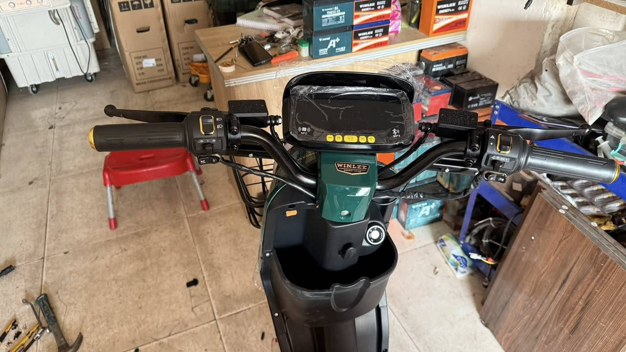 اللهم صل على محمد وال محمد

تتوفر نظام اقصاط الرافدين حصرا✅

التسديد بدون مقدمه ✅

والبطاقه راح تبقى عندك    بنظام التقسيط المريح✅

دراجه شحنR9موديل2026فول مواصفات ✅ بطاريات عدد5اصليه✅
نظام Rرجوع الى الخلف ✅
شاشه دجتل نظام الحديث مو القديم ✅ 
✅تحديد اعطال 4 سرع ✅
بريكات هيدروليك قويه جداا ✅
السرعه القصوى70KM✅
جهاز انذار ضد السرقه✅
ملف 1200✅
لايت LEDزنون ✅
اشايرامامي خلفي  ✅
دبلات 2امامي هايدروليك والخلفي غازي✅

صيانه كافه الباسكلات ودراجات الشحن🔥🔥
 متوفر بطاريات اصليه الصغيره والكبيره ✅

ادوات احتاطيه اصليه / شواحن اصليه بانواعها ✅

وتوجد خدمه توصيل لكافه محافظات العراق ✅

العنوان كربلاء حي الحسين مقابل البناء الجاهز جهة محلات الجمله للمواد الغذائيه 🔥🔥🔥

 معرض حسين صاحب  
 *********** واتساب 📞📞
***********
