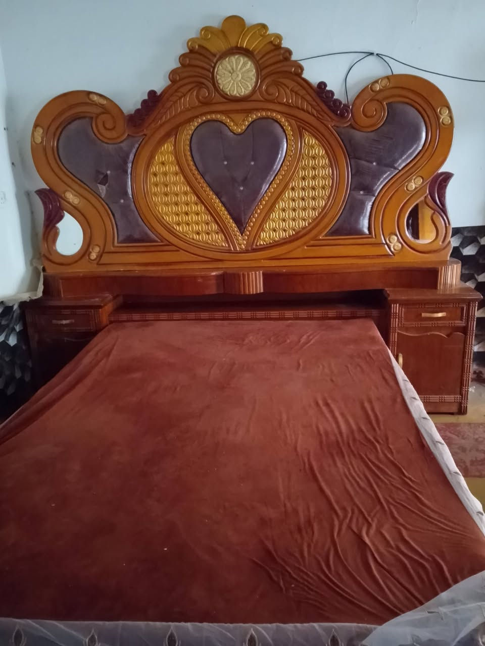 السلام عليكم عندي هاي لغرفه للبيع اريد ابيعها لسعر 550بيها مجال


**إذا كنت صاحب هذا الإعلان وتريد حذفه لأي سبب، رجاءا أرسل رسالة إلى الدعم الفني**