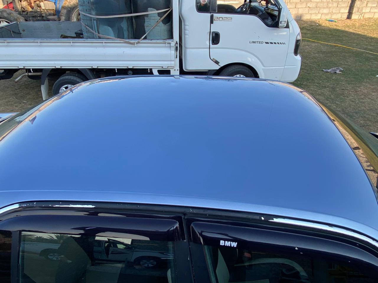 سلام عليكم بيئم موديل91  مكينه٥٢٥ رقم رمادي بسمي تحويل مباشر سياره جاهزه من كل نواحي. حداديه جديده كهربائياتها كلها شغاله  مصبوغه عام لجماليه  تايراتها جديده محرك كير خير من الله السعر ٤٥ بيها مجال لطيبين ***********
