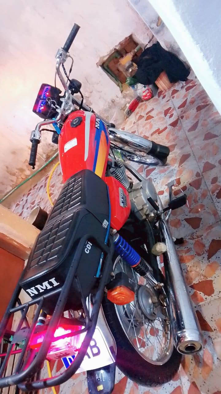 للبيع شاصي ارشا موديل 20 تعمير 25 دراجه مثل ما واضحه بل صوره تراجه نضيفه مكينه 20 ارشا اوراق اصولي سعر 675 وبيها مجال بسيط اتصال ***********
