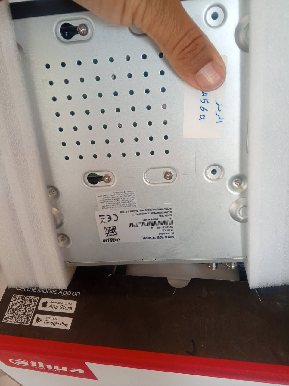 السلام عليكم منظومه كاميرات مراقبه نوع دهوا.  5 ميكا بل كارتون اصلي ام باركود سعر 180 قفل ***********
