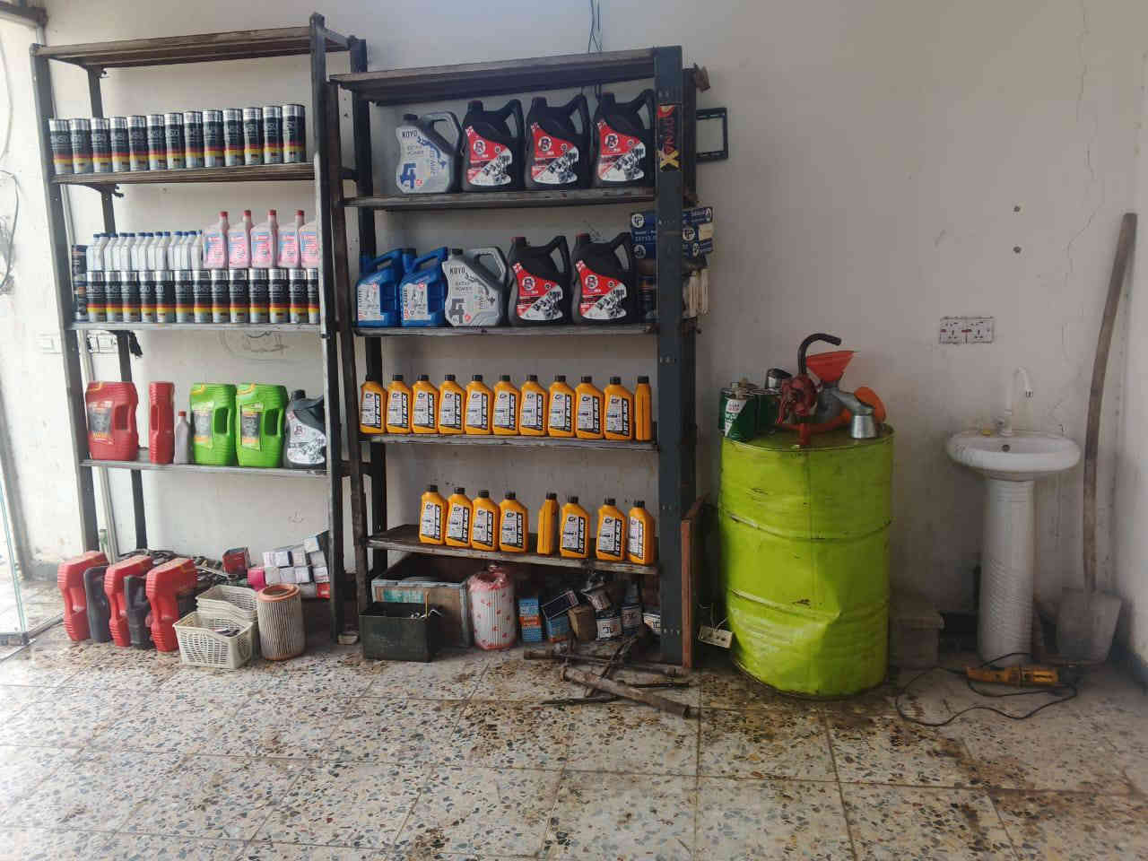 السلام عليكم للبيع محل بنجر ودهن كامل من كلشي ما بي نقص برغي مكانه بغداد لرشاد رقم ***********
