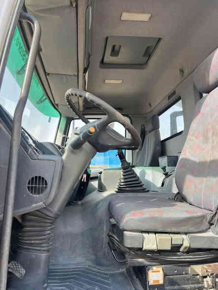 .. السلام عليكم .... اللهم صَلِ على محمد وال محمد.. 💐
 .. وصل إلى معرضنا …. أكتروس عقرب …. قلاب …. حجم 4143 …. MP1 …. موديل 2002 …. تبريد …. گير عادي …. ماشية/ 193,000 km …. وارد أيطاليا …. 🇮🇹 …. ما مشتغلة بالعراق …. 
🌷معرض (( يوسف شاحنات أوروبا )) .... العراق …. بغداد ...جرف النداف قرب الشركة العامة للسيارات🌷 ...للأستفسار الاتصال او الواتس اب .... بالأرقام 🔸(( 009647827373586 ))    
         يوسف _ العراق
               (( 00491631797848 ))🔹
                 ابو يوسف _ ألمانيا
.... نرجو الأنتباه .... أوقات الأتصال من .... الساعة 9 صباحآ حتى 10 مساءآ ….
