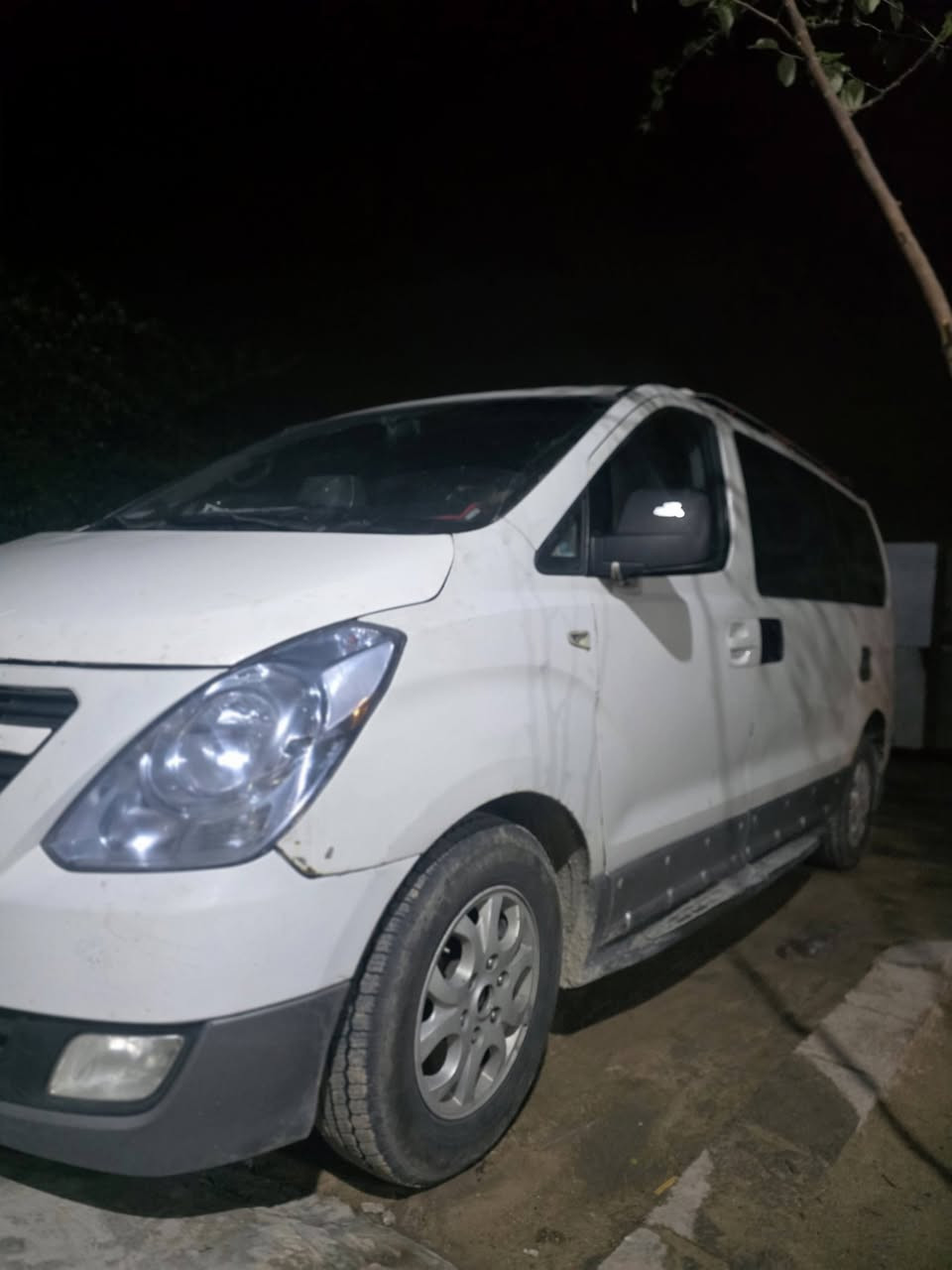 ستاركس موديل 2008 رقم بصره انكليزي
مسكر اصل مكينه 12سبلاين جديد توه شادها كير جديد توه شاده اكسل جديد توه شاده
مبدل بيها بيبان سستم اربعه بدون ضرر  
حداديه مو طول لطول تخم تاير 
سعر 135 وبيها مجال الخاص مفتوح 
مكاني بصره سفوان


**إذا كنت صاحب هذا الإعلان وتريد حذفه لأي سبب، رجاءا أرسل رسالة إلى الدعم الفني**