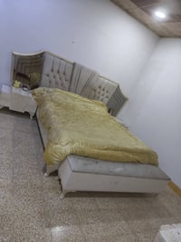 للبيع غرفه نوم تركي ٨ قطع خشب ثقيل باب سلايت سعر٤٥٠ موصل حي القاهره 07...