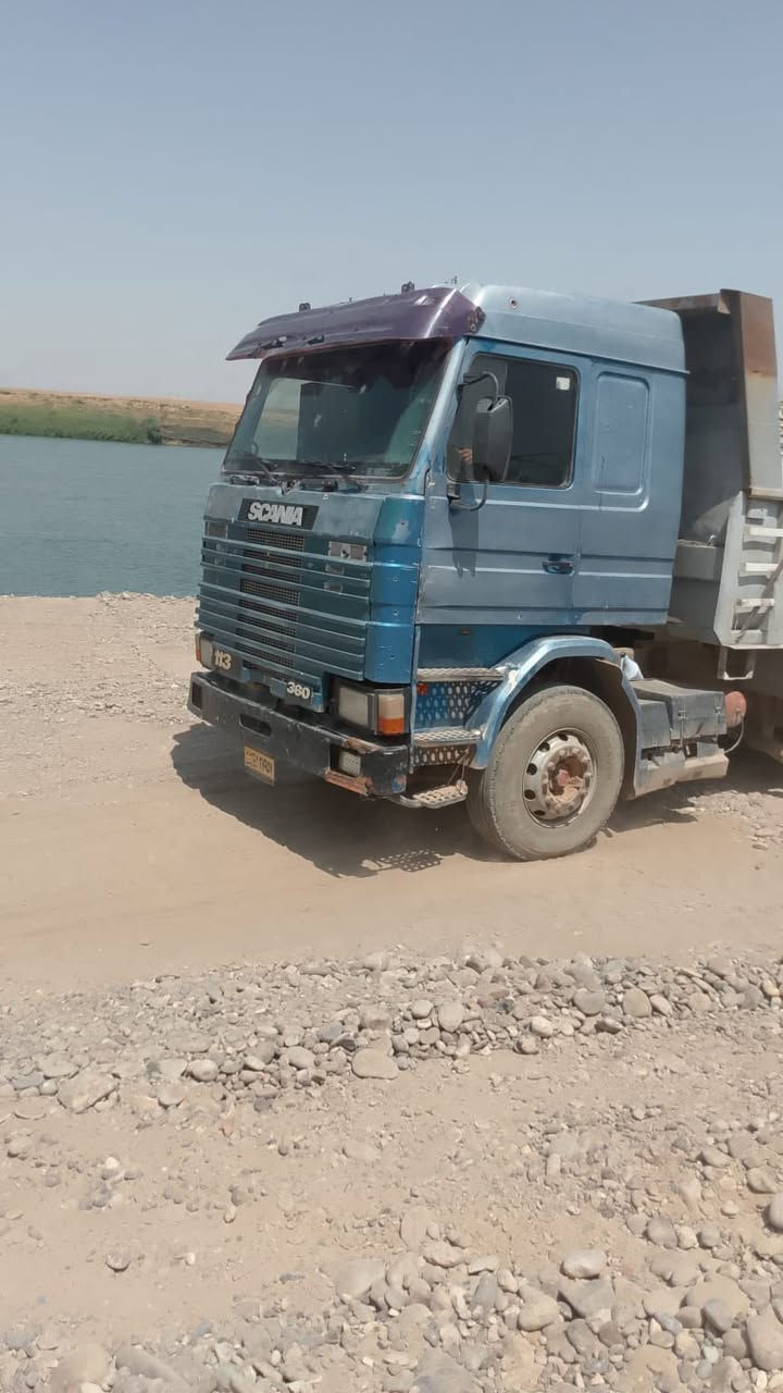 السلام عليكم 
سكانيا 113 للبيع قماره عاليه 
كير 5+5 
سحال جوبلس 
تخم تاير جديد 
شاصي طويل بلادي 
السياره جاهزه عل شغل 
السعر 135 وبيها مجال 
هـ***********
المكان صلاح الدين بيجي الزويه
