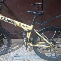 بايسكل للبيع ايطالي رياضي السعر 130 وبي مجال الرقم خاص 07772015787