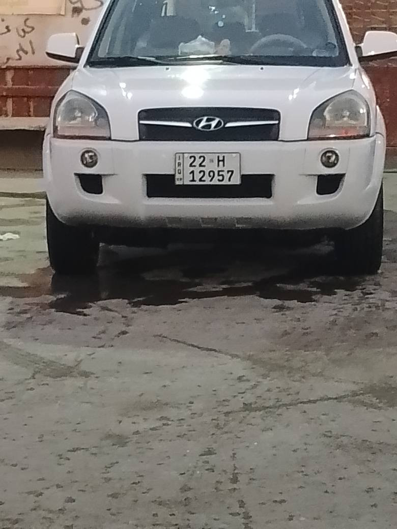 السلام عليكم هونداي توكسون مديل 9 سته سلندر مكفوله من الصبق والضربه سيارة حلوه ونشطه بس بيها خيط تبخير علمن السياره كلشي شقال بيها كهربائيات كلها شقاله تبريد ثلج صرفيتها كلش حلوة سعر 130وبيهامجال تنزل من سعر المحرك 5ورقات التواصل *********** عمارة, ميسان
