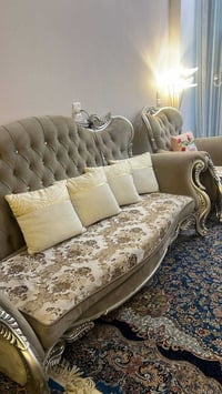 تخم ملكي • طقم كنب