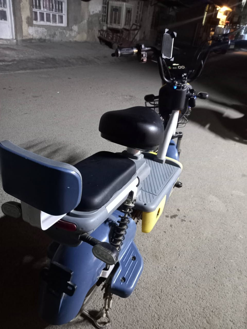 السلام عليكم  دراجه للبيع شحن السعر 250 للاستفسار   ***********
