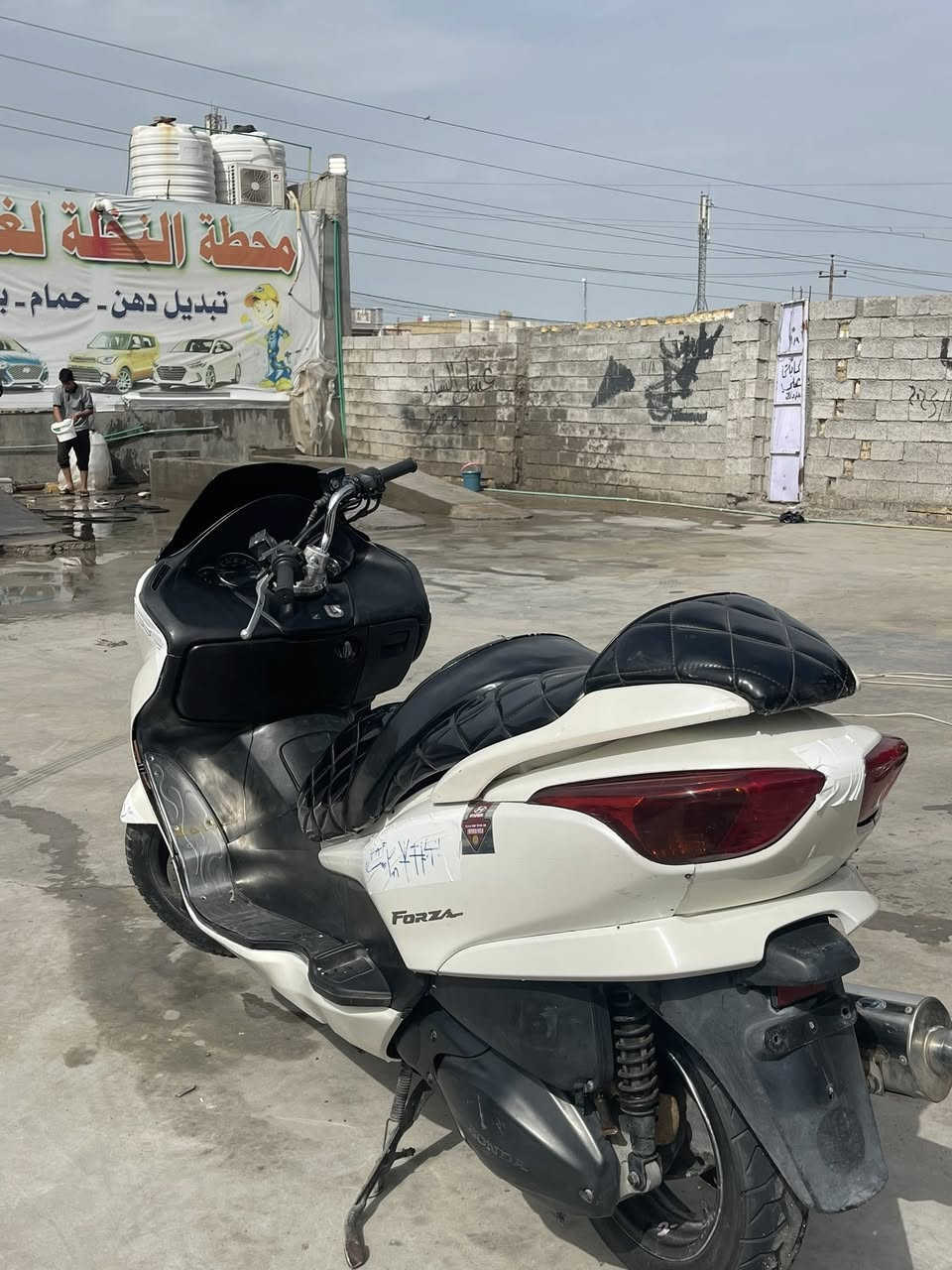 سلام عليكم
فورزه  08عميه بلاد محرك ما مفتوح كفرات بلاديه

منفيس مال حاويه دراجه مابيه نقص برغي مكفوله من كلشي

كهربائيات كله شغاله صالنه رياضي كشن بقلاوه كلج جديد قايش جديد تاير خلفي امامي جديد باتري جديد 

مكاني بغداد الحسينيه مال راشديه سعر850 وبيه مجال للطيبين ***********
