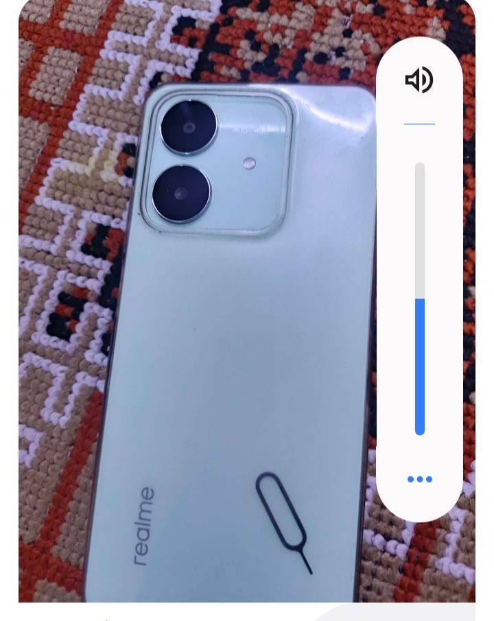 السلام عليكم تلفون ريلمي مستخدم قليل بصمه اصبع وشاشه السعر 150وبي مجال كلش قليل وهذا الرقم *********** واتس
