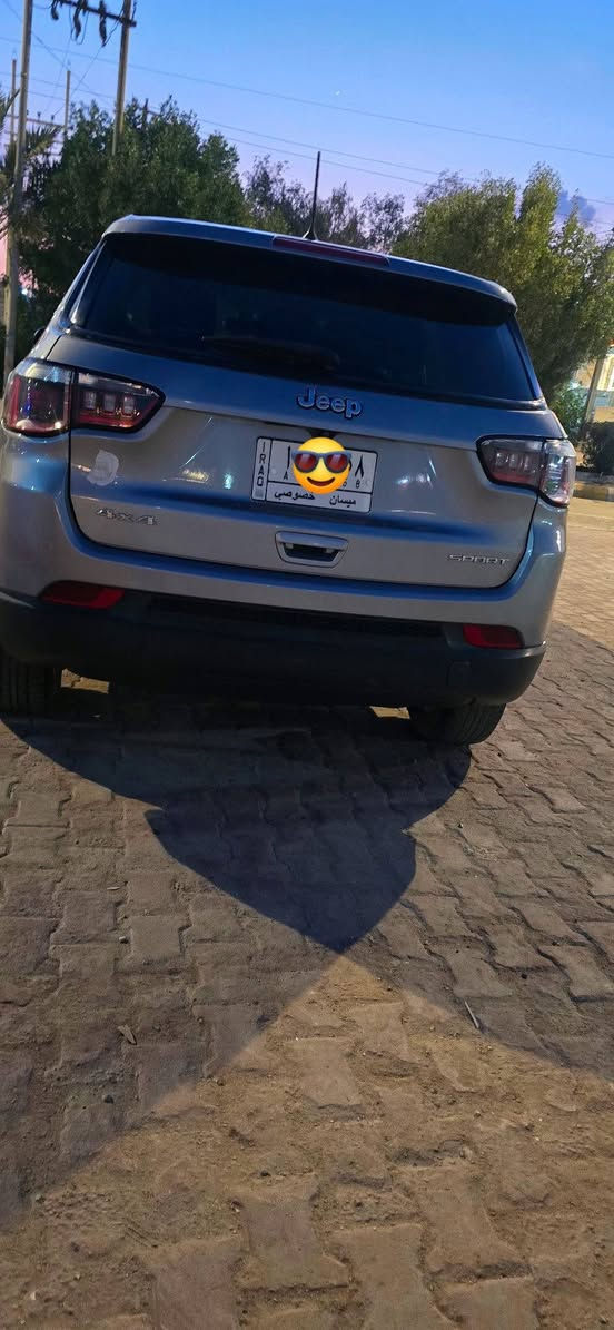 السلام عليكم
جيب كومباس ٢٠١٨ 
وارد امريكي حادثها داعميه وجاملغ امامي بدون دواخل 
مكينه ٢٤٠٠ كفاله 
كير كفاله تبريد ثلج حداديه تخم تاير كله جديد 
فول مواصفات 
ماشيه ١٠٠ ميل
السعر ١٠٠
ميسان العماره ابو رمانه 
***********
رقم شاصي موجود بالصور
