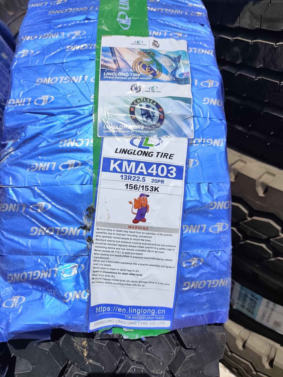 تم وصول اطارات السيفين صيني 13R22,5
درجه اولى 
رقم النقشه KMA 403
انتاج 2026
20 قاط
العنوان بغداد مجمع مشن طريق معسكر الرشيد 
الاتصال على الارقام التاليه 
***********
***********
***********

