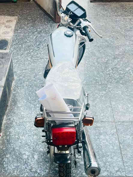 "السلام عليكم"    زيروه زيروه 
اربعه كير اصلي متين دراجه مكفول كفاله عام   🎟️🍃🫠
    🎉(دراجه اوراق اصولي)📄
 .ماشي بيه بل ترقيم :   ✈️
🎭      (وبيه معامله مال رقم)
  دراجه مال جنايه جديد بمعنه كلمه جديده 📦📦 : (جنايه):
ودراجه مضمومه ماطلعه ابد 
(مكفول من طول لطول)
    🍃تجي تشوفه بعينك 🍃
      ❤️‍🔥وبيك خير ودلل❤️‍🔥
رقم الهاتف/***********  
 —📦🧸🎁🔮🪬🧿📦—
