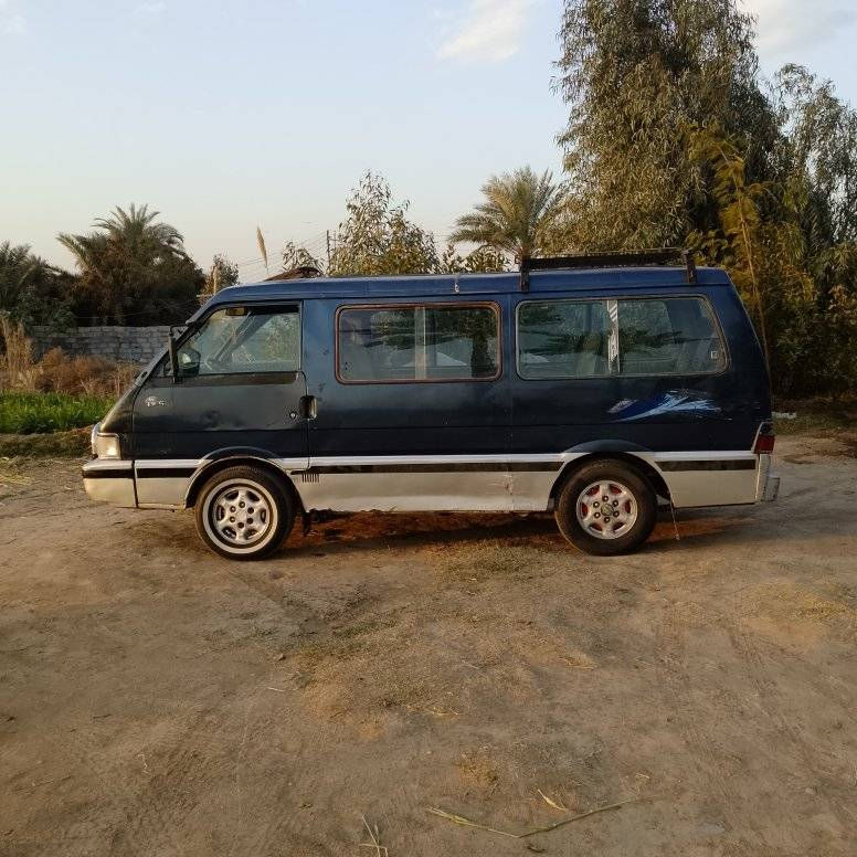 السلام عليكم ورحمه الله كيا بستا للبيع 1994 سنويته لل26 ابيع وكاله السياره خير من الله مناقصه شي محرك مجفت قبل 20يوم لاتنقيص ولا تبخير مكان السياره ابو اغريب ***********
