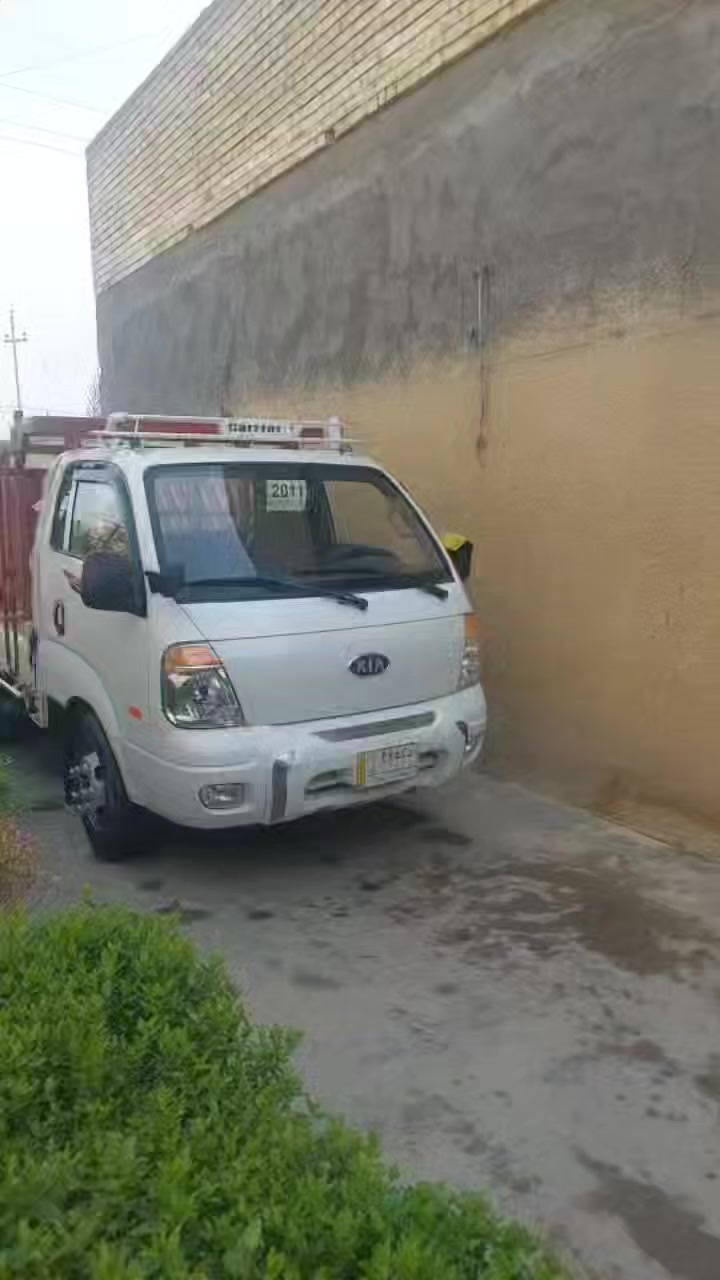 كيه فحل مسكر ٢٠١١ مكينه سبلاين كهربائي سياره جاهزه صدر تخم تاير تاير ١٤ ستدات ٢٧ مكان بلديات ***********
