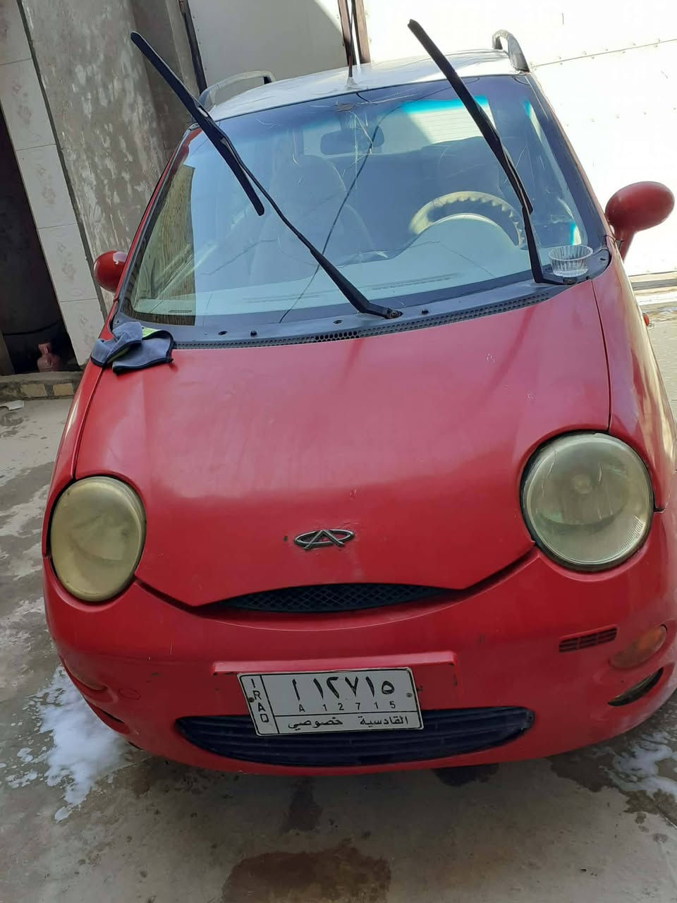 كيو كيو 2012
السياره مكينه مكفوله  كير اوتماتيك  كهربائيات شغاله تبريد شغال سياره مال بيت ونضيفه داخله حلو  رقم قادسيه راعيه بل قادسيه بيه نقوصات  بسيطه سعره 23 وبيه مجال  مكاني حله مركز  الرقم ***********
