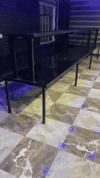 ميز مال حسابات وجهين بسعر بلش مستعجل. عليه٠ /٠٧٨٥٣٥٠٤٢٩١