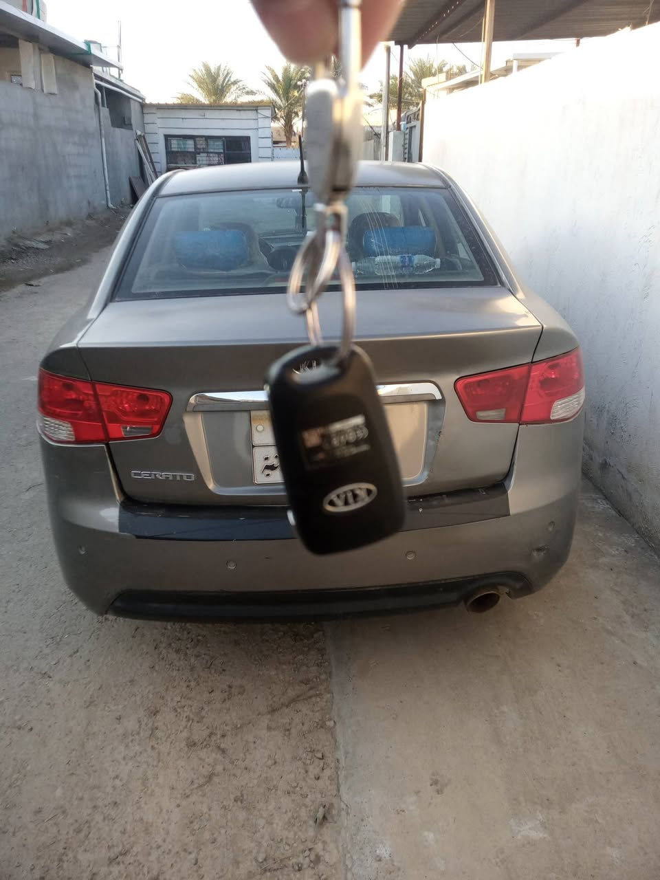 سيراتو خليجيه رقم سليمانيه باسمي موديل 2012 فول مواصفات عدة البصمه فتحا مري شفط اشاير بالمري شفتات بالستيرن مكينه الف وستميه السيارة جاهزة تخم تاير تبريد السعر 90 وبي مجال مكاني بغداد التاجي ***********
