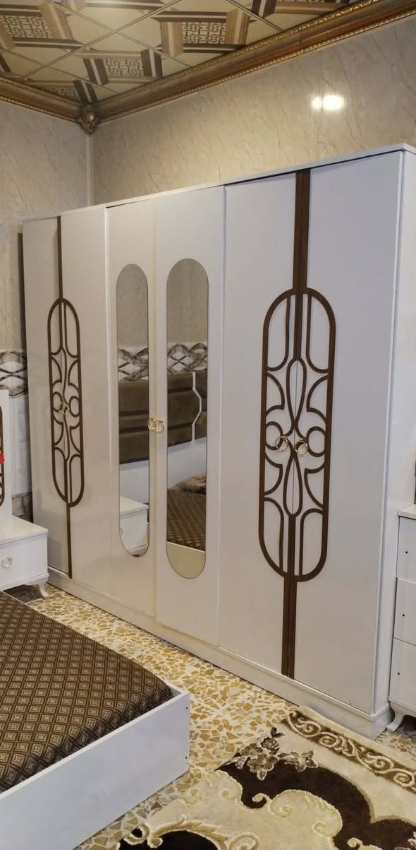 #للبيع غرفة نوم تركي جديدة
سعر 550 بيها مجال بسيط
عنوان حي الابار


**إذا كنت صاحب هذا الإعلان وتريد حذفه لأي سبب، رجاءا أرسل رسالة إلى الدعم الفني**