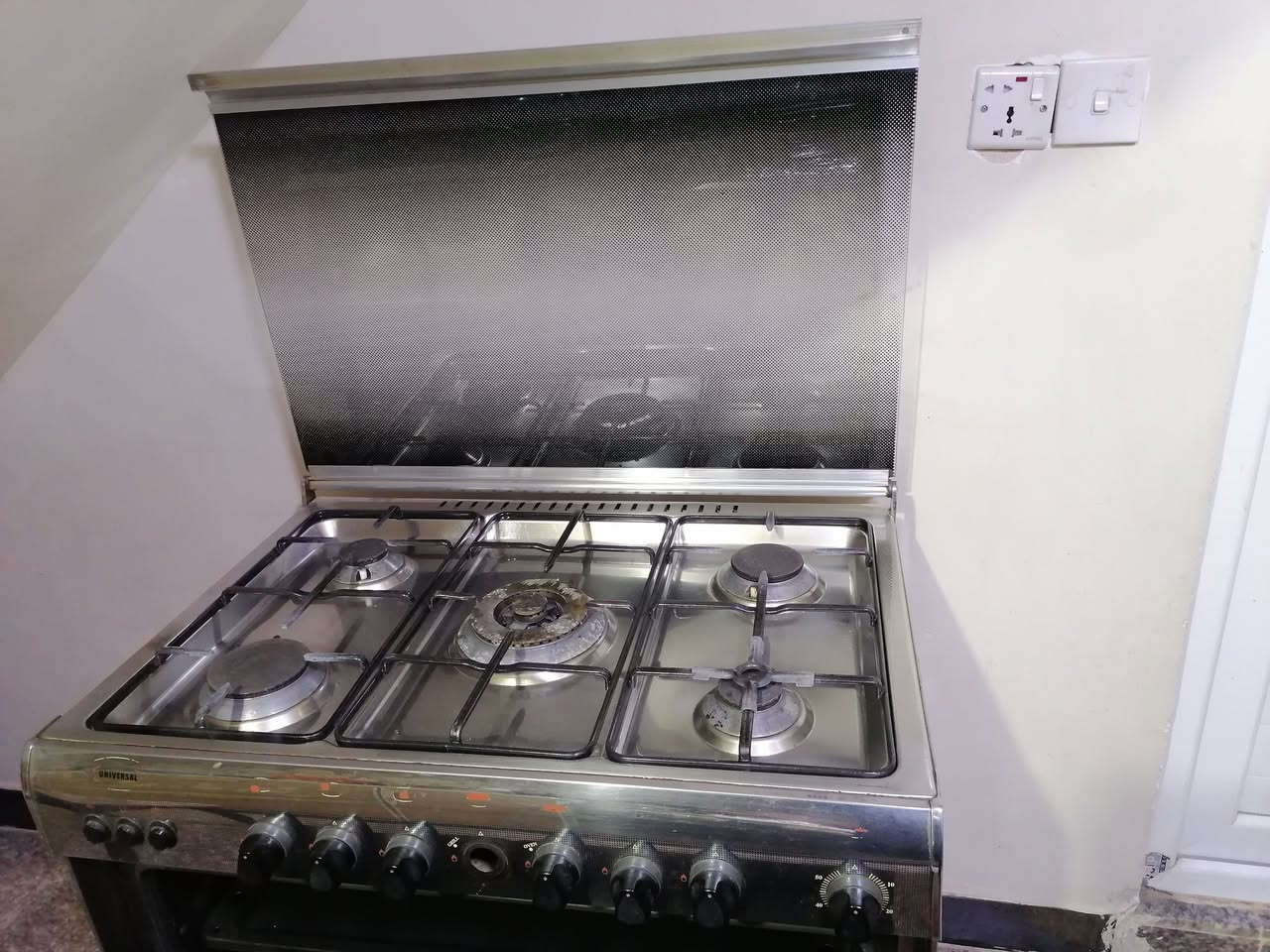 سلام عليكم طباخ للبيع   دكمت الفرن ماكو بس هو  يشتغل كله مابيه اي عطل سعره 200وبيه مجال باب اول التواصل خاص


**إذا كنت صاحب هذا الإعلان وتريد حذفه لأي سبب، رجاءا أرسل رسالة إلى الدعم الفني**