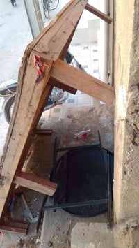 جربايه • ميز طعام • يحتاج لحيم