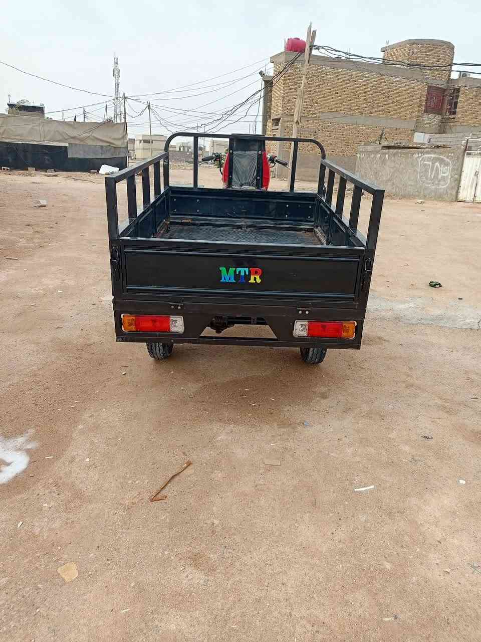 السلام عليكم ستوته للبيع امتيار موديل 18 كهربائيات كلها شغل ***********
