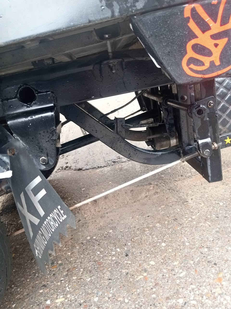 سلام وعليكم عندي هاي ستوته البيع موديل 23 محرك 25 ركبه وشاصي شرط صبغ مابيها ستوته جمره اردها يتصل عل رقم *********** السعر واحد و300  المكان ديالي جلولاء
