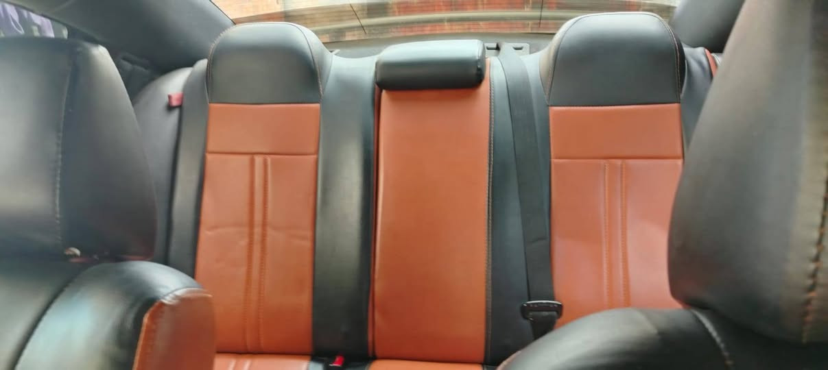 سلام عليكم جارجر موديل 14 رقم بغداد  بدون ضرر كلين بس بونيد مبدل بدون ضرر سرقه بيها مكانات معدله بارد السياره تخم تاير صدر خلفي صدر امامي كله جديد السياره خير من الله مال جناي السعر المطلوب 160 او بيها مجال قليل  *********** مكان كركوك
