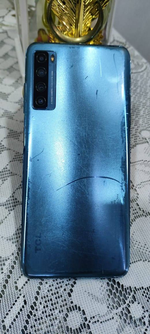 للبيع TCL 20l+
هاتف فئه متوسطه بسعر مناسب جدا وبمواصفات  رائعه 
ذاكرة 256 وعشوائيه  6 كيكا بايت
ياتي بمعالج 662 Snapdragon 
وبطاريه 5000 مللي امبير 
شاشه ips lcd
ياتي بكاميرا رباعيه بدقه 64 ،8،2,2 ميكا
وكاميرا سلفي بدقة 16 ميكا 
شريحتي اتصال 
ملاحظة الجهاز مبدل شاشه
السعر 90 الف دينار


**إذا كنت صاحب هذا الإعلان وتريد حذفه لأي سبب، رجاءا أرسل رسالة إلى الدعم الفني**