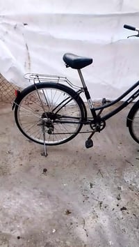 متاح بايسكل حليمه حجم 27 موديل 2013 كله شغال ويل الوراء اسم طسه بي الس...