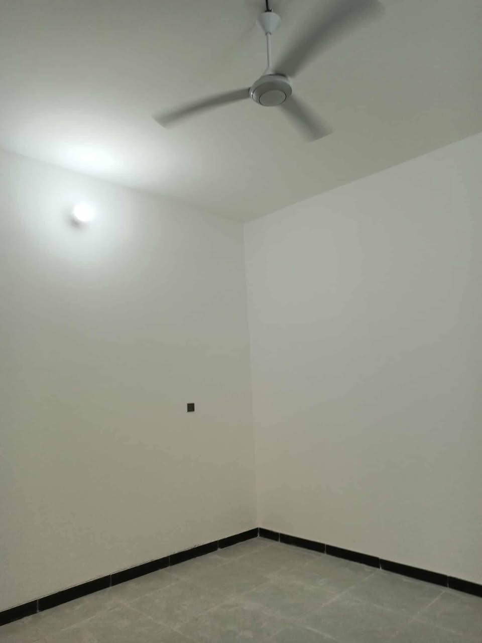 بيت زراعي المساحة 200 متر للبيع حي العباس بين سبعه نيسان والدجين
الاستفسار 
***********
