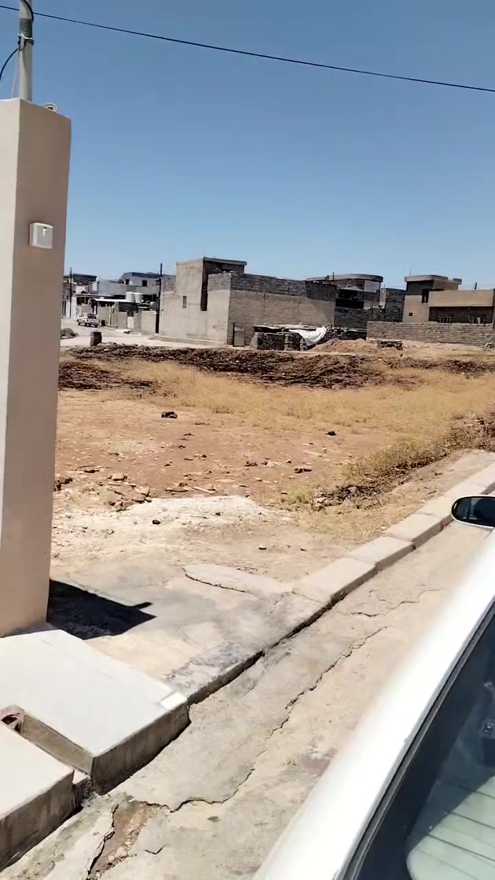 🏠 *عقار للبيع - القوسيات، قرب خربة عسكر وتقطيع ناظم*

- *المساحة*: 100 متر
- *الخدمات*: كامل الخدمات
- *السعر*: 38 مليون وقابل للتفاوض
- *للتواصل*: *********** (*********** واتساب أو مكالمة)

إذا تريد أسويلك نسخة أقصر للستوري أو صورة إعلان جاهزة أنطيني خبر
