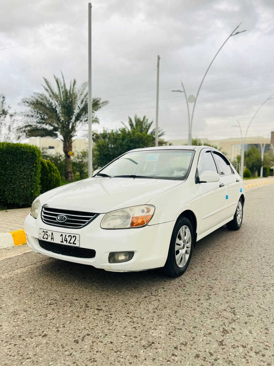 السلام عليكم…اعتذر عن الاقساط والوعدة…للبيع بسعر مناسب جداً83
للبيع كيا سيراتو 2009 خليجي لون ابيضّ ثلجي رقم كركوك دولي(25)سنوية جديدة شرط التحويل…سيارة حيل حلوة وأحلى من الصور جاهزة بدون نقص 
مواصفات نص فول 
كير أوتوماتيك 
محرك 1600 دكشن عالي 
صدر جديد تبريد ثلج 
طخم تاير جديد…
سيارة مكفولة من الصبغ والتبديل…
سيارة جاهزة مجهزة بدون كل نقص شرط السعر83 وبيها مجال 
مكاني صلاح الدين تكريت 
للاستفسار ***********
