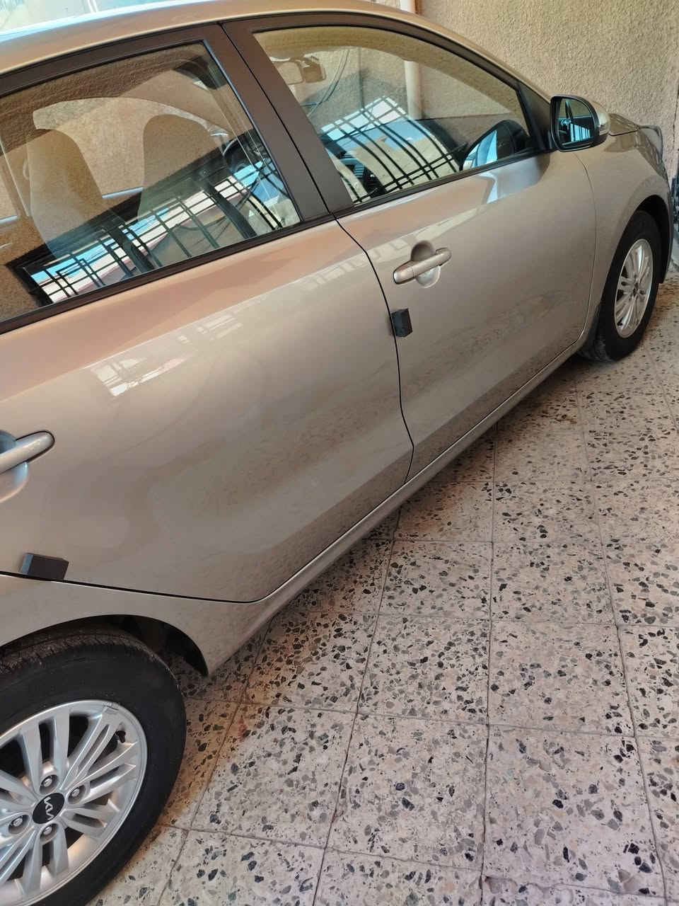 بسم الله الرحمن الرحيم ..

للبيع كيا بيجاس مواصفات خليجية  موديل 24 رقم بغداد ومكانها بغداد ماشية 13 الف كم  .. باسمي تحويل ثاني 

السيارة صارلها أكثر من سنتين عندي سيارة حلوة ونظيفة وتبريد جيد جدا تفيد الجناي

لون مميز متغير
محرك دوش دبل قطرة
كير ميكانيكي المرغوب
بروجكتر امامي
تحكم استيرن
يو اس بي
بلوتوث وحاكية
مسند يدوي 
ايزوفكس 
ويل كب
يدات المنيوم 
اشاير بالمري
السيارة جاهزة .صيانة  دهن وفلتر شركة .بلكات. فلاتر بنزين وشوته وتبريد

 ارضيات . فرشة دشبول . تغليف كراسي .
 حافظة مفاتيح.
السعر المطلوب 115 وبيها مجال قليل جدا 

الجاد بالشراء الاتصال او ارسال رسالة على *********** 

.ملاحظة السيارة
 بيها داش كام امامي خلفي ماركة عالمية ليست من ضمن سعر السيارة
