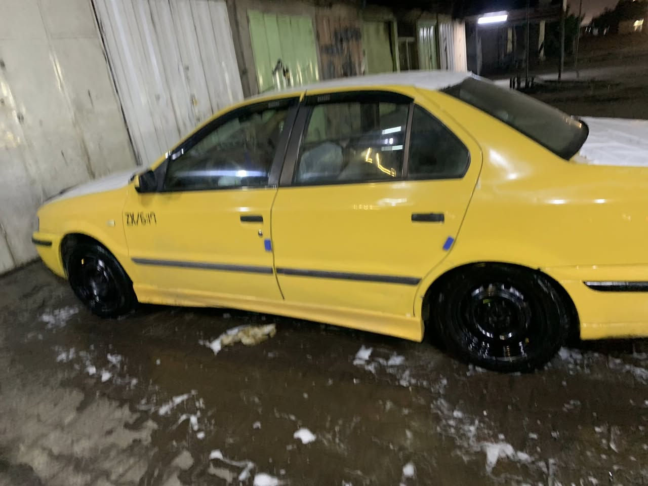 سلام عليكم شباب سمند ٢٠١٢ سياره خير من الله كير مكينه مكفولات سياره بيها حادث جاملغ ايمن ومبدل تبريد شغال صدر خلفي امام جدد تخم تاير جديد دوشمه جديده سياره ما ناقصه شي وتحويل ثاني يوم سعر ٣٨وبيها مجال شي بسيط سياره عليه غرامات 500الف ينزل من سعرها ***********
