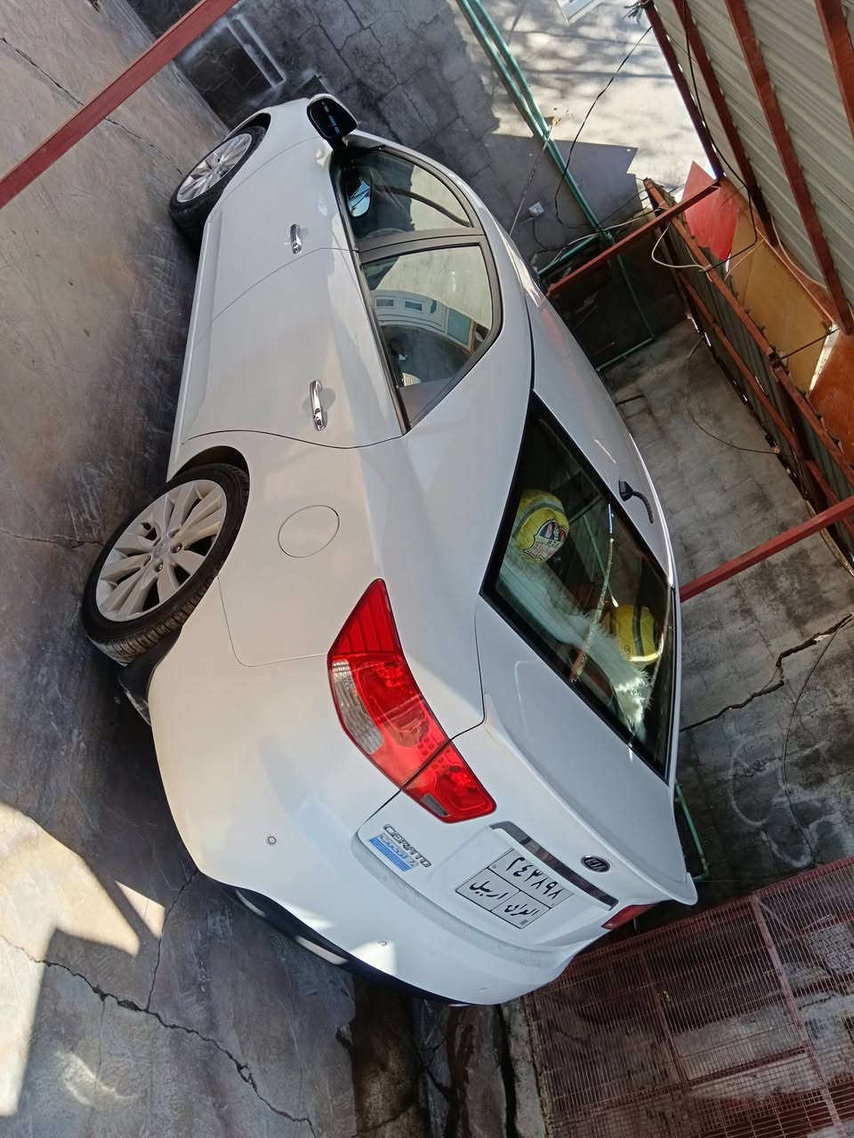 سلام عليكم كيه سيراتو لبيع موديل ٢٠١٢ ماشيه ١٥٤ الف سياره فول موصفات ما عدا بصمه سقف اسليت امرايه شفط حساسات بعد بيها اهواي مواصفات ظرها موجود بسونار وهذ رقم صاحب السيارة ***********
