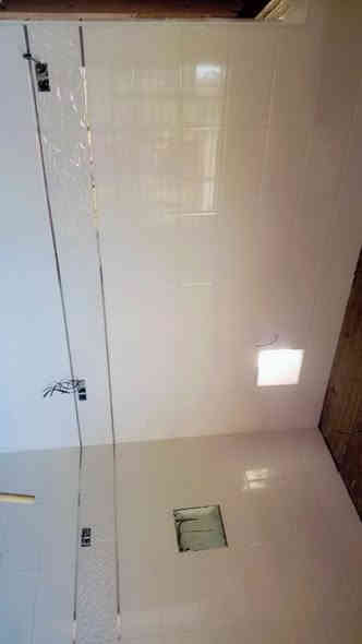 سلام عليكم 

خلفه سيراميك ارضيات وجدار عليوميه وعلمتر شغل عله طريقه لايرانيه تتريس شغل  حلو ومرتب وزن الليزر بابل فقط 
تعال خاص وتدلل 
ومناسب جدا ***********واتساب
