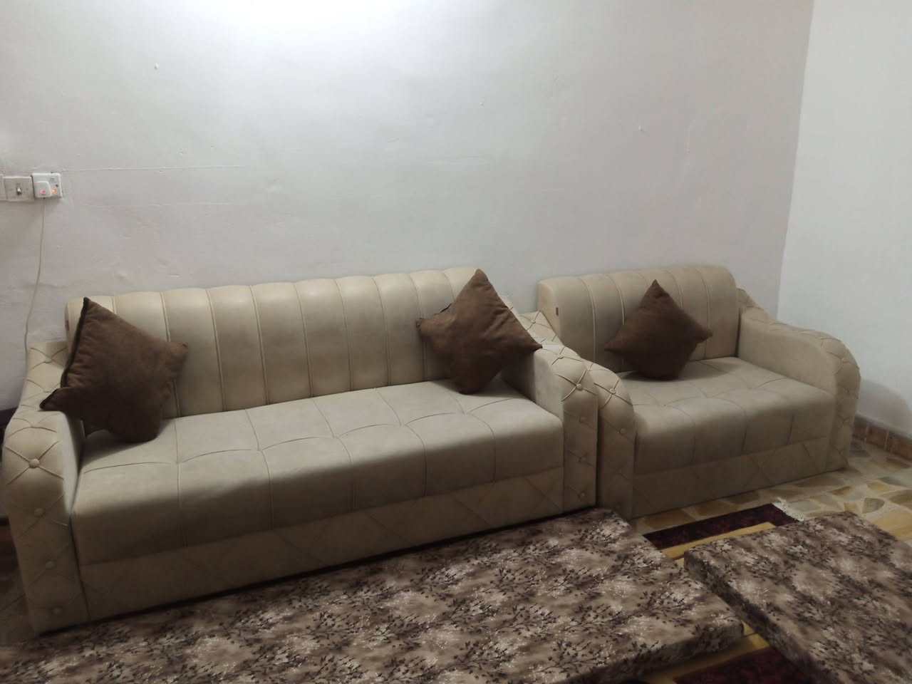 تخم مكون من ٥قطع السعر 150
غسالة اخت الجديدة السعر 150
العنوان :رمادي التأميم 
للتواصل :***********
