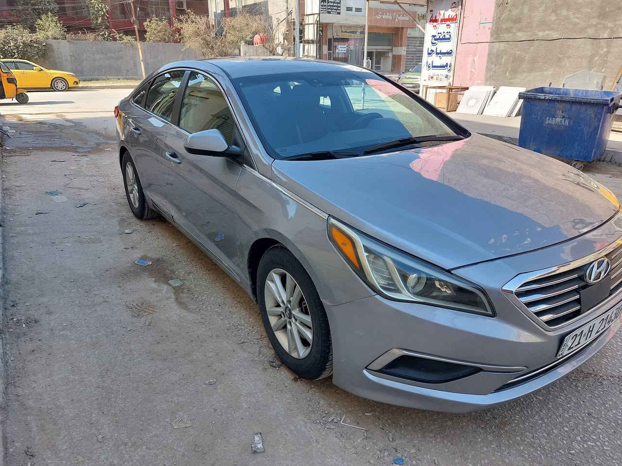 السلام عليكم لبيع سوناتا موديل 2017  مكينه 2400 رقم انكليزي سنويه ال 2029 بيهه جاملغ وبنيد صبغ بدون دواخل كير محرك حداديه مكفولات تبريد ثلج تخم تايرات جداد كهربائية كلهه شغاله سياره جاهزه من كلشي السعر 118 وبيهه مجال مكاني بابل ***********
