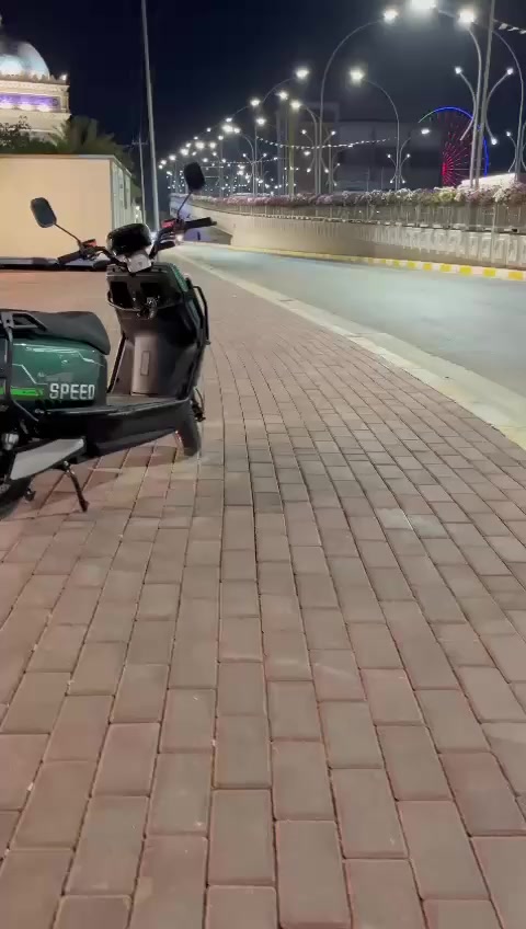 سلام عليكم
للبيع موطور شحن موديل 2025 بعدة جديد البطاريات عل فحص 
السعر 675 
المكان الرمادي التاميم شارع ام عمار 
***********
