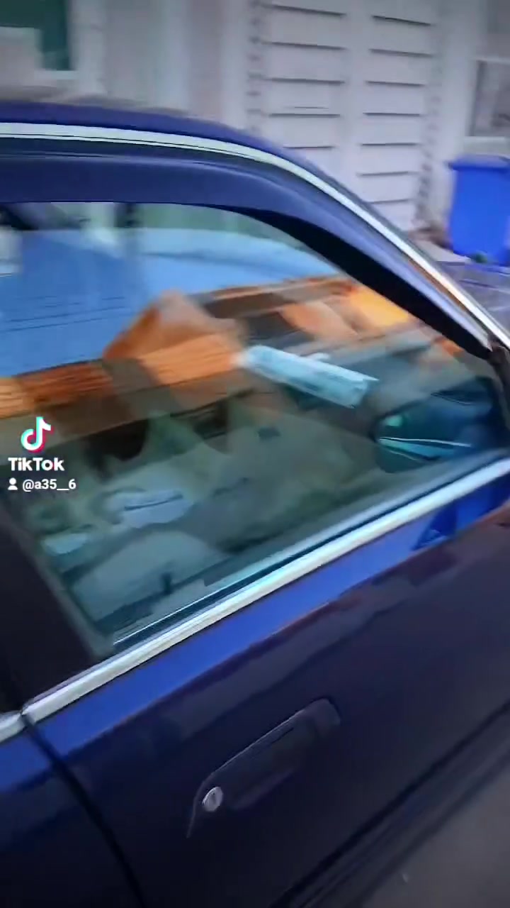 مراوس او بيع سياره فقط غاز تبريد جاهزه من كلشي كير مكينه خير من لله مكفولات تخم تاير جديد صدر بلادي ،***********
