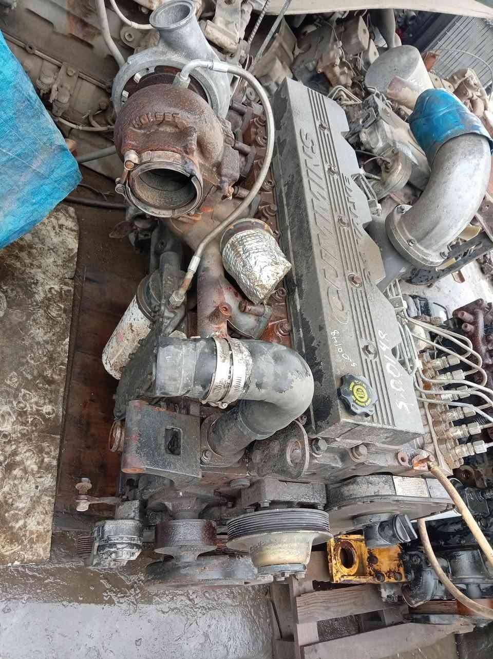 محرك كمينز . انكليزي حجم ١١٤ بم عادي ٢٤ ولف 
اربيل *********** واتس اب
