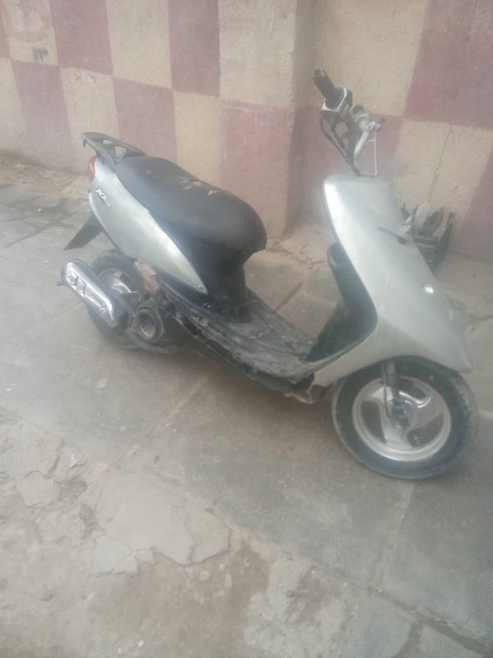 عصفوريه نكره وشلعه حلوه لايت شغال سعر 125 بغداد الشعله


**إذا كنت صاحب هذا الإعلان وتريد حذفه لأي سبب، رجاءا أرسل رسالة إلى الدعم الفني**