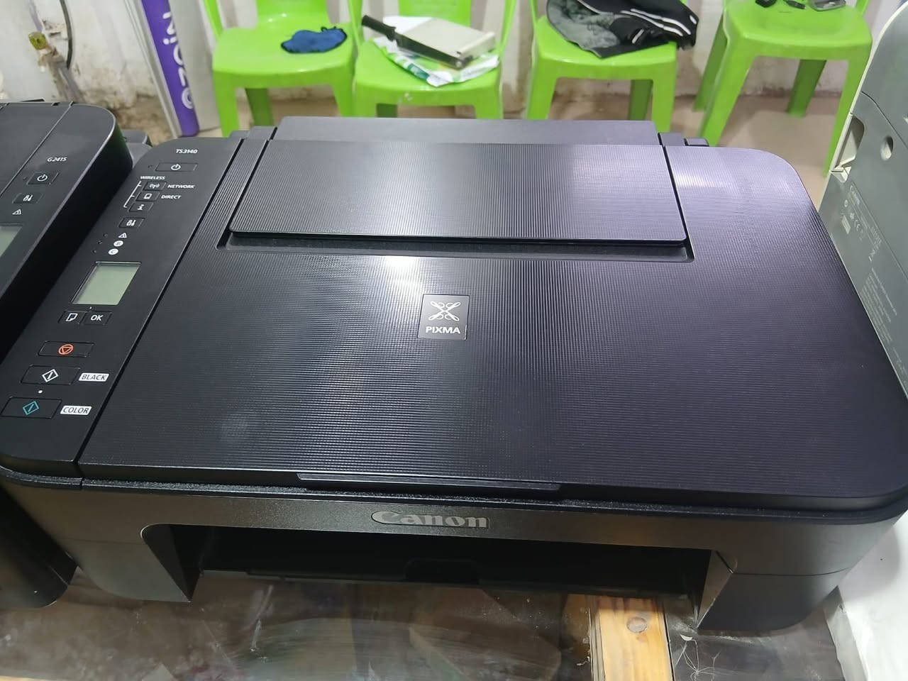 السلام عليكم 
طابعات برذر عدد 2 جدد بمعنى الكلمة على الشغل 
طابعات كانون عدد 3 ايضاً 
متواجد واتساب فقط  ***********
